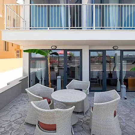 Grand Dodo's Triada Seaview 3* Peraía